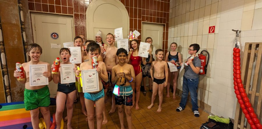 Weihnachtsschwimmen 2023